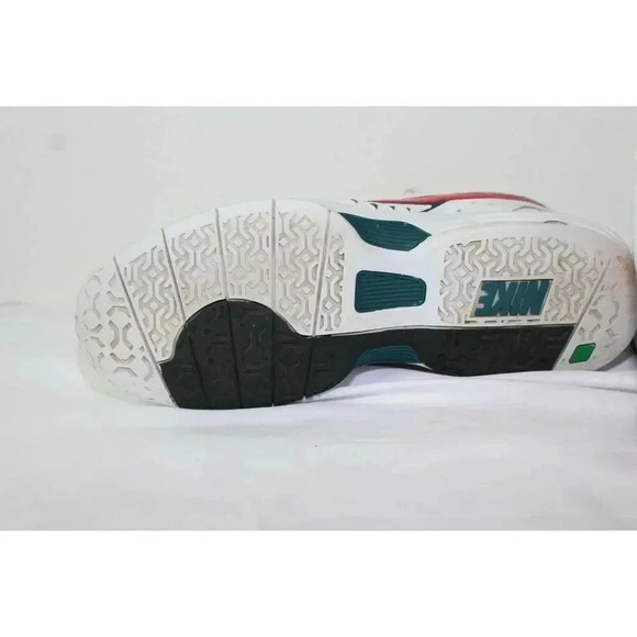Men\'s Nike AirMax size 8 clean in good shape main image 2